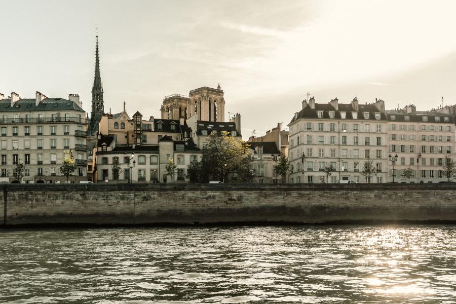 Paris by district: Île de la Cité